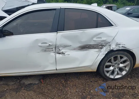 2014 Chevrolet Malibu 2Lt z USA, uszkodzony, nr VIN 1G11E5SL5EF225652